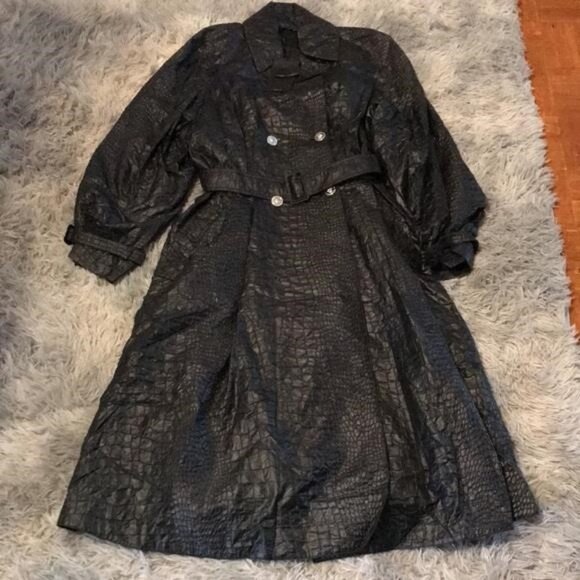 New Authentic Versace Croc-Textured Lacquered A-Line Trench Coat - Picture 6 of 10